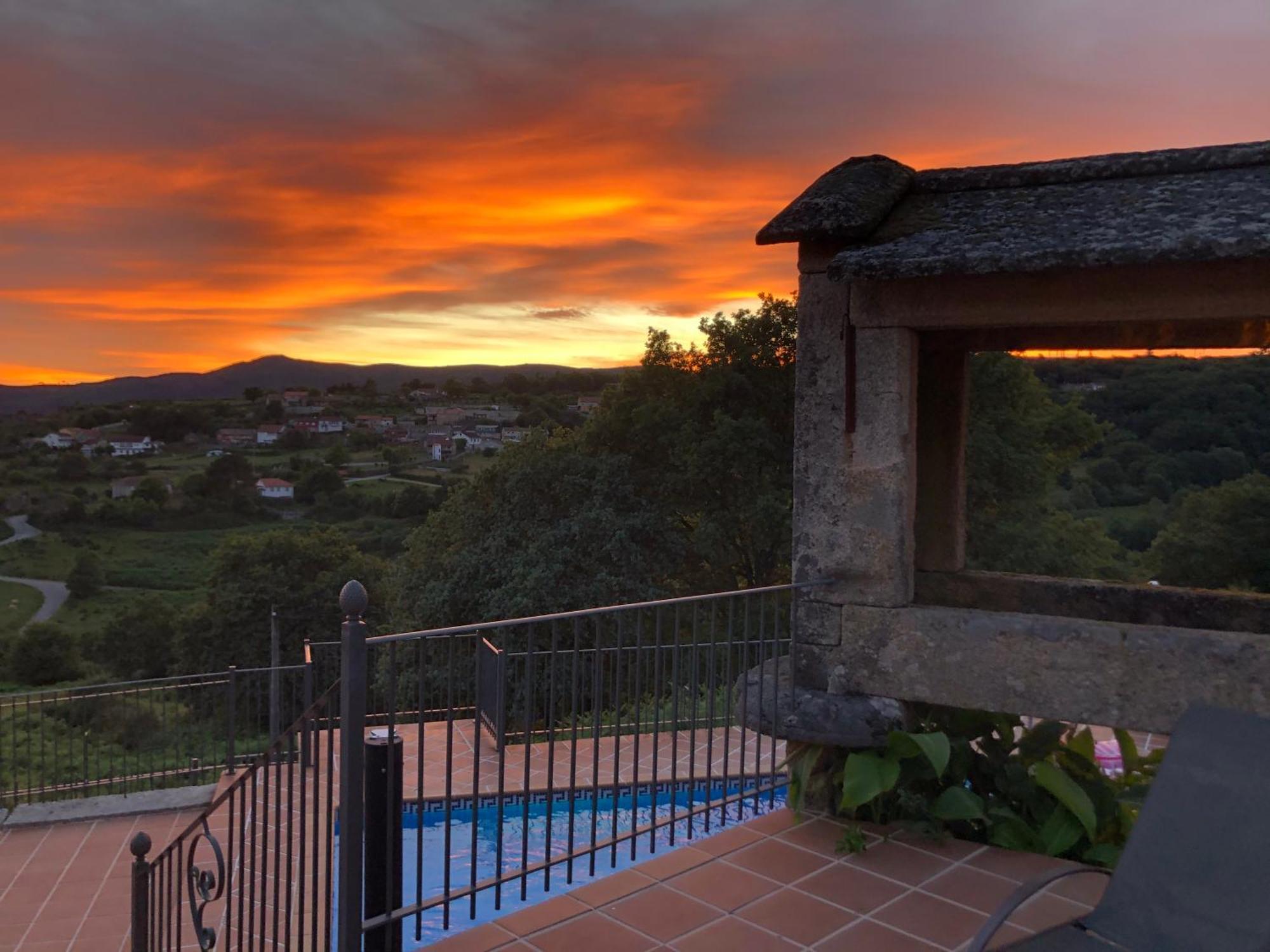 Casa Del Ingles - Luxury Private Villa & Pool In Rural Valley Pontevedra Extérieur photo